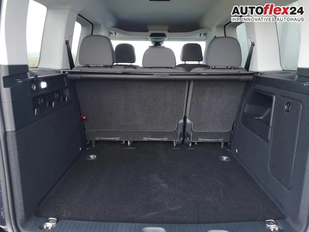 Volkswagen Caddy Basis 1.5TSI DSG Sport Edition ACC Kam GV5 App ... 8
