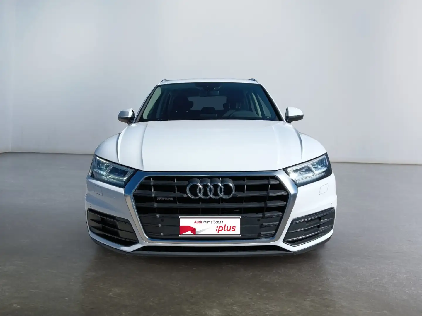 Audi Q5 2ª serie 45 TFSI quattro S tronic Business Bianco - 1