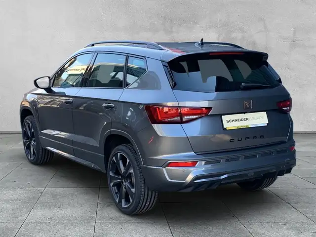 Cupra Ateca view 3