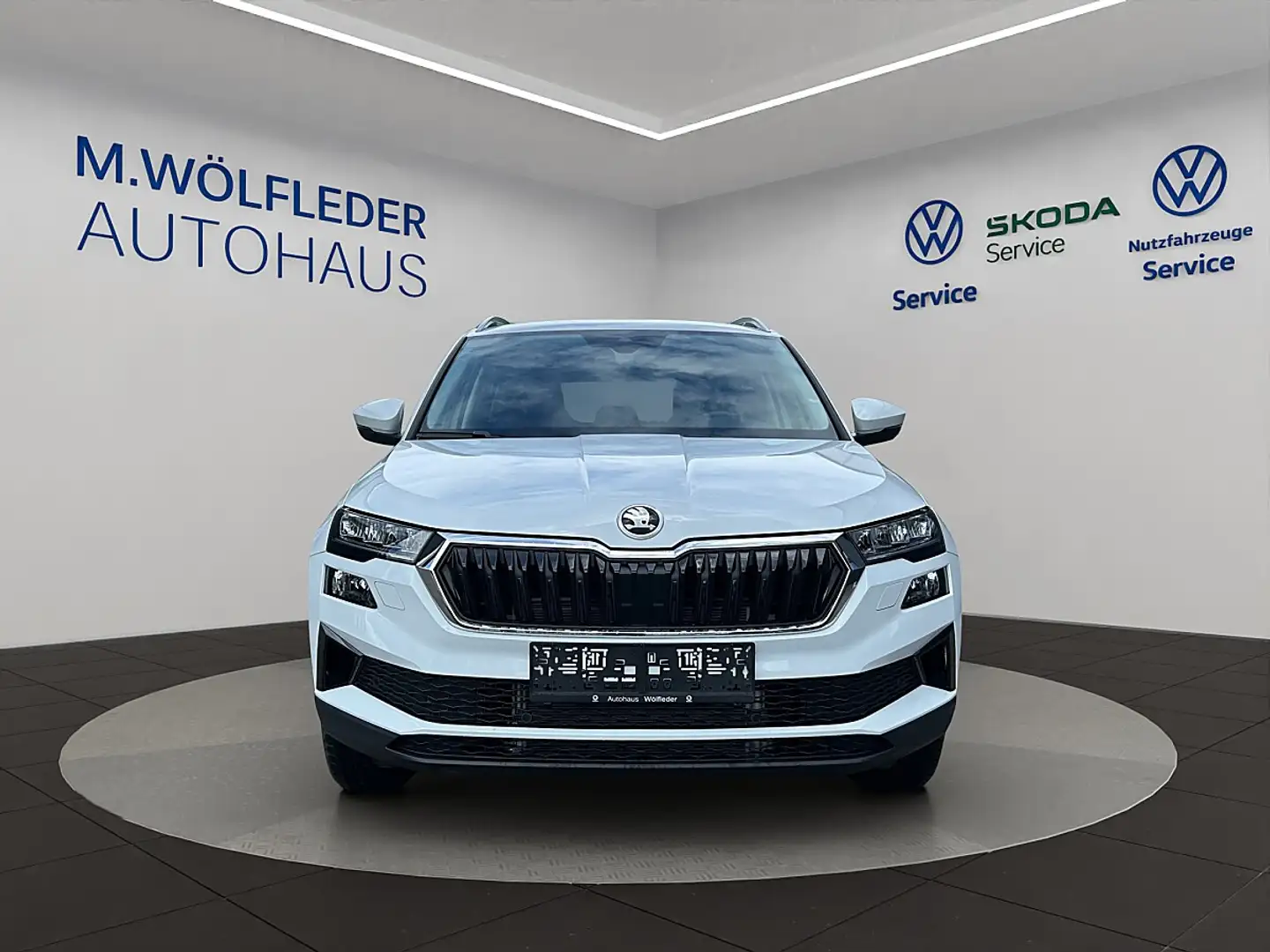 Skoda Karoq 2,0 TDI Selection DSG Weiß - 2