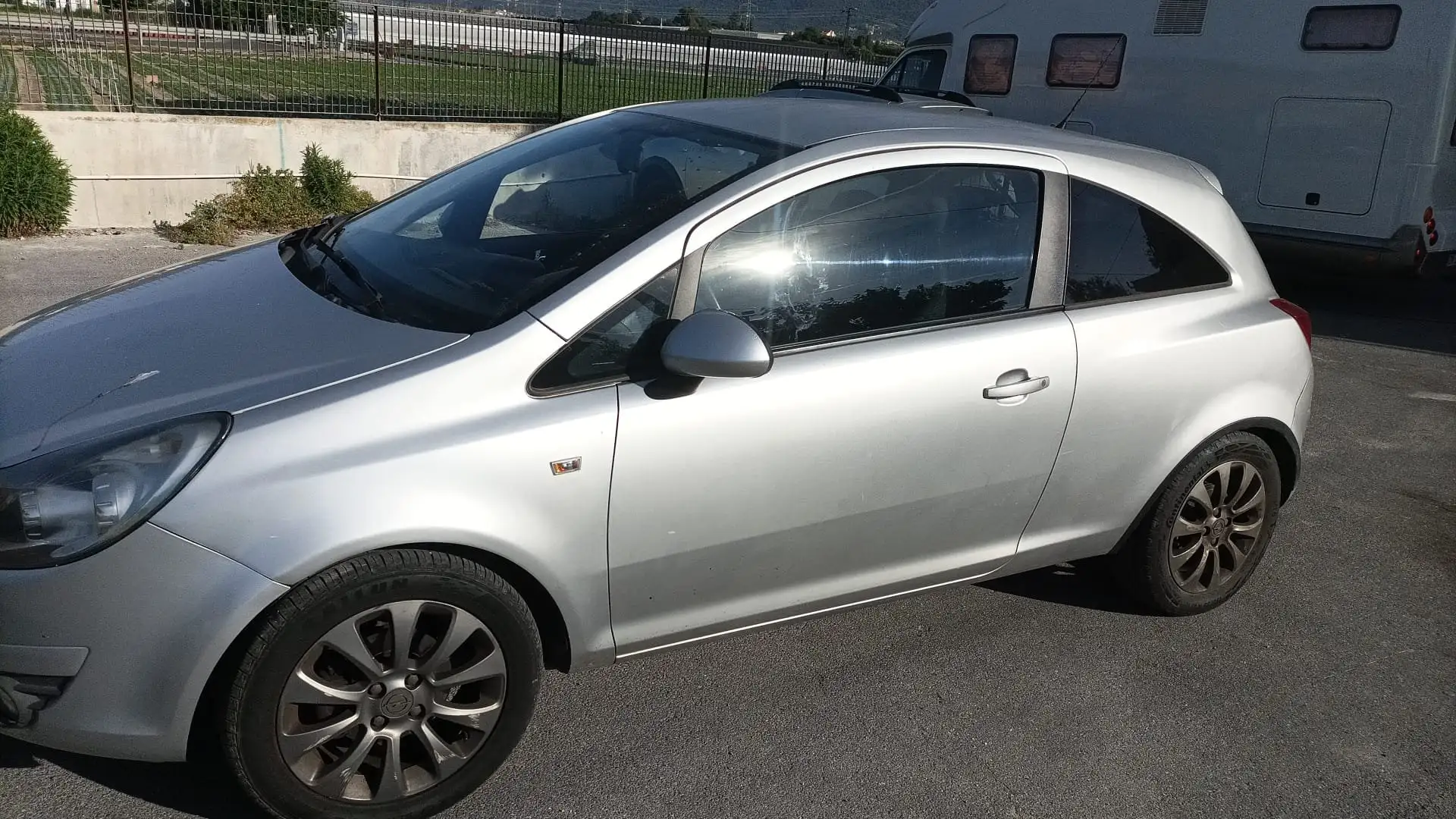 Opel Corsa Corsa IV 2011 3p 1.3 cdti 95cv Argento - 1