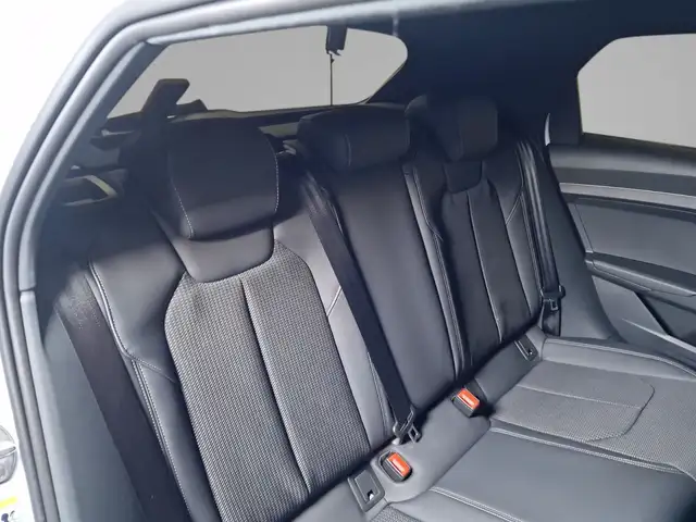 Audi A1 view 8