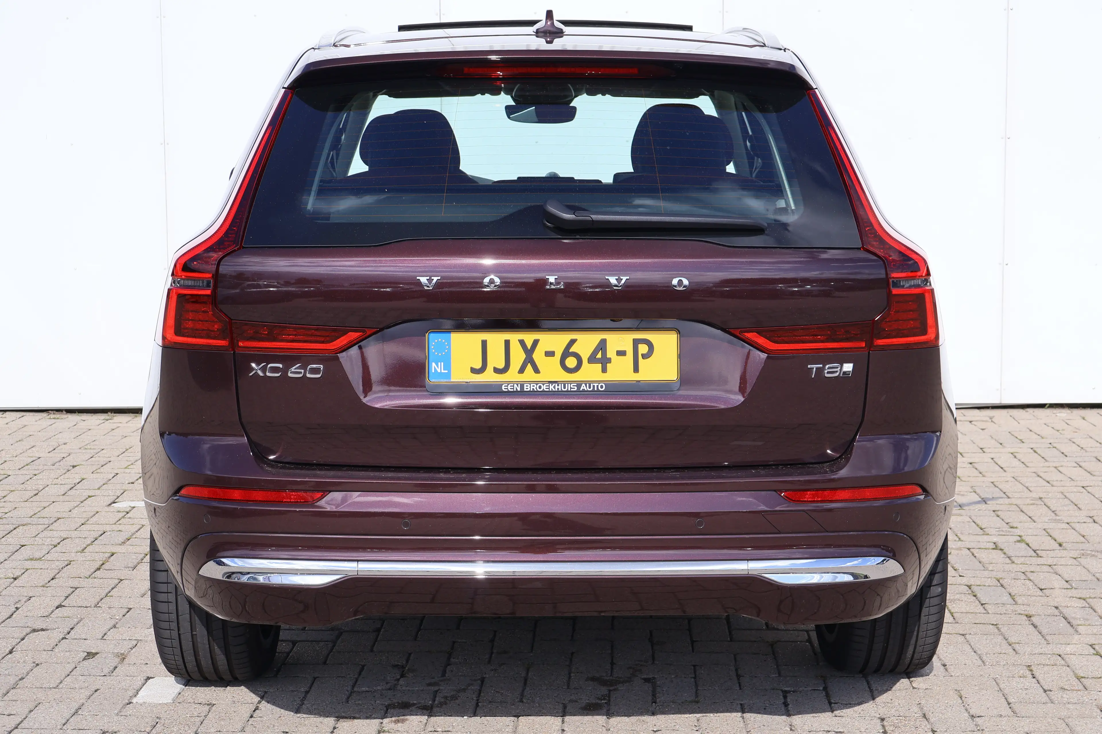 Volvo XC60 T8 Ultra | Rood Leder! | B&W | Luchtvering | Pano — photo 13