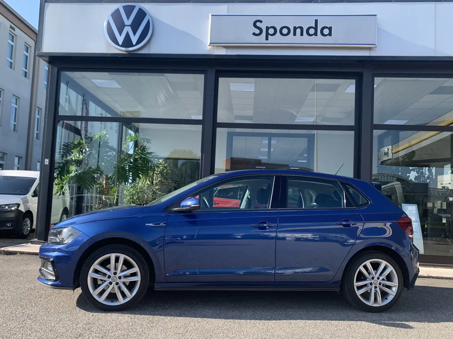 Volkswagen Polo 5p 1.0 TSI SPORT R-LINE 115cv NEOPATENTATI - 1