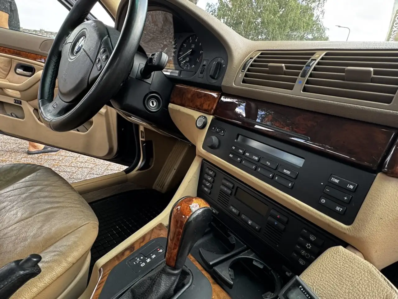 BMW 528 528i, foto 12