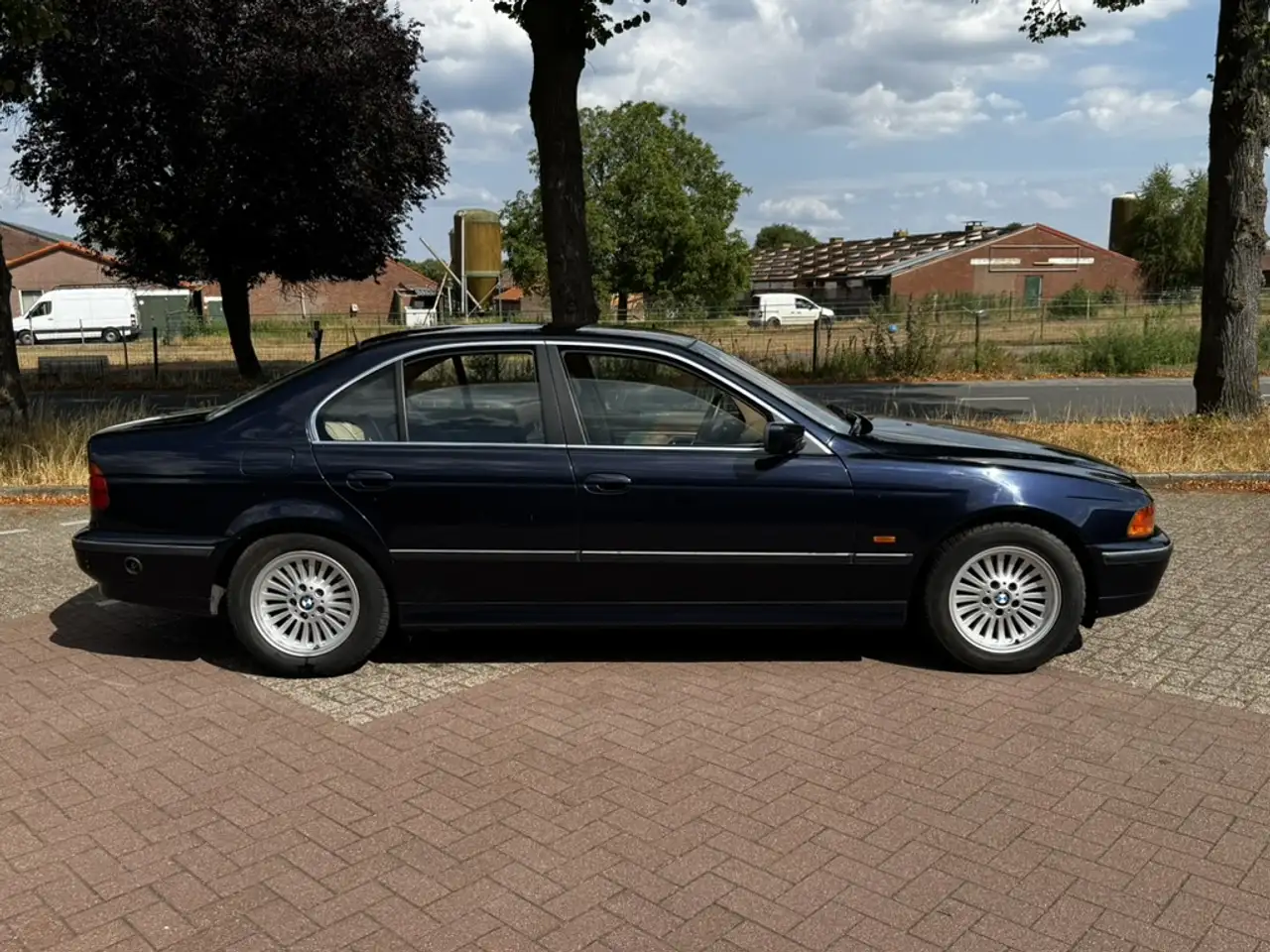 BMW 528 528i, foto 4