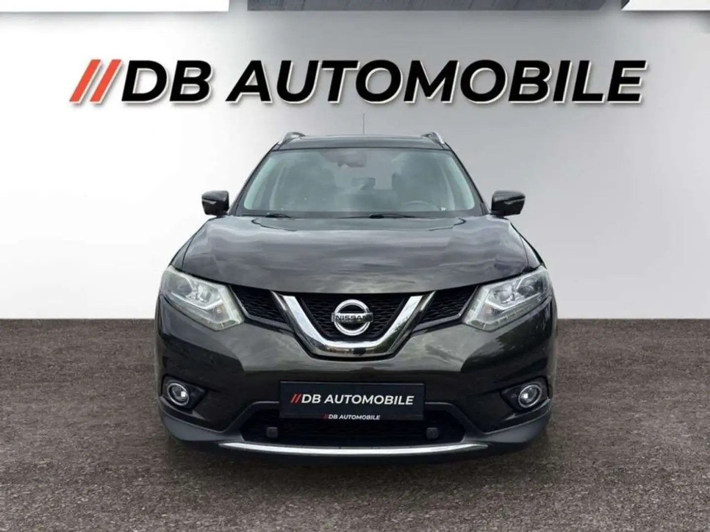 Nissan X-Trail Tekna 4x4, Rückfahrkamera, Panoramadach Grün - 2
