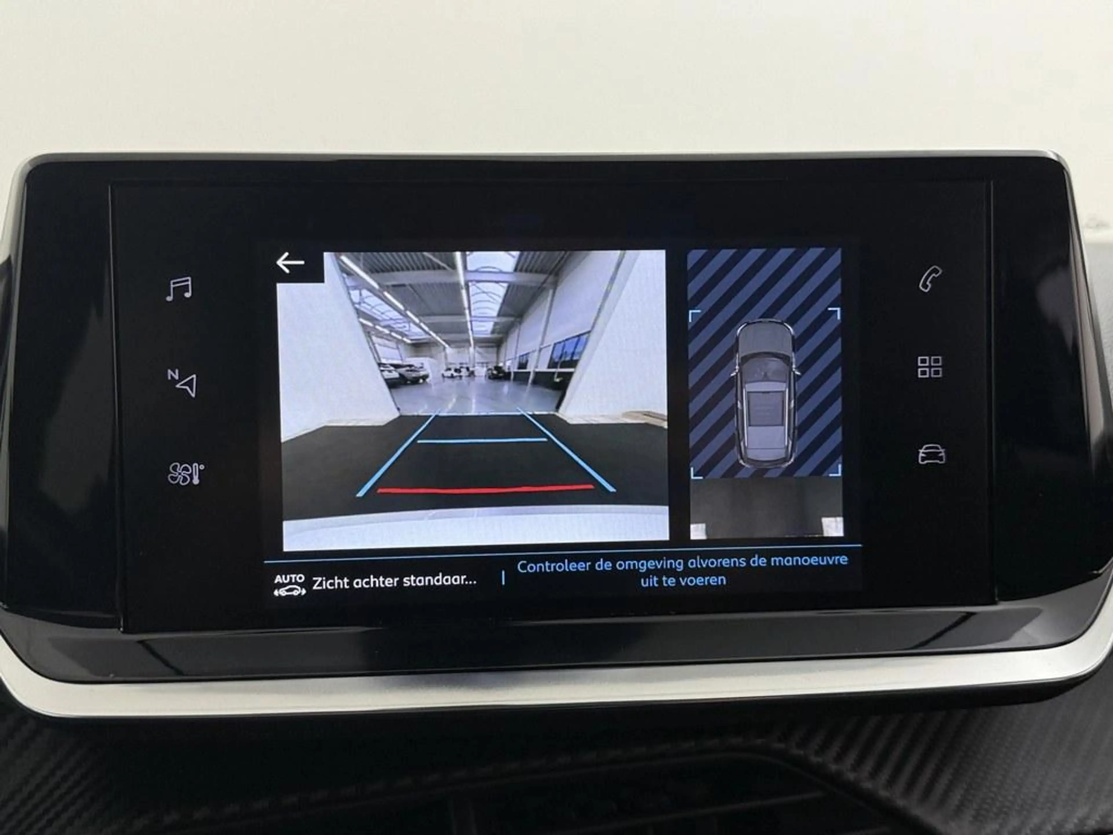 Peugeot e-2008 EV Allure 50 kWh 92% Winterpakket/Nav/Camera — photo 4