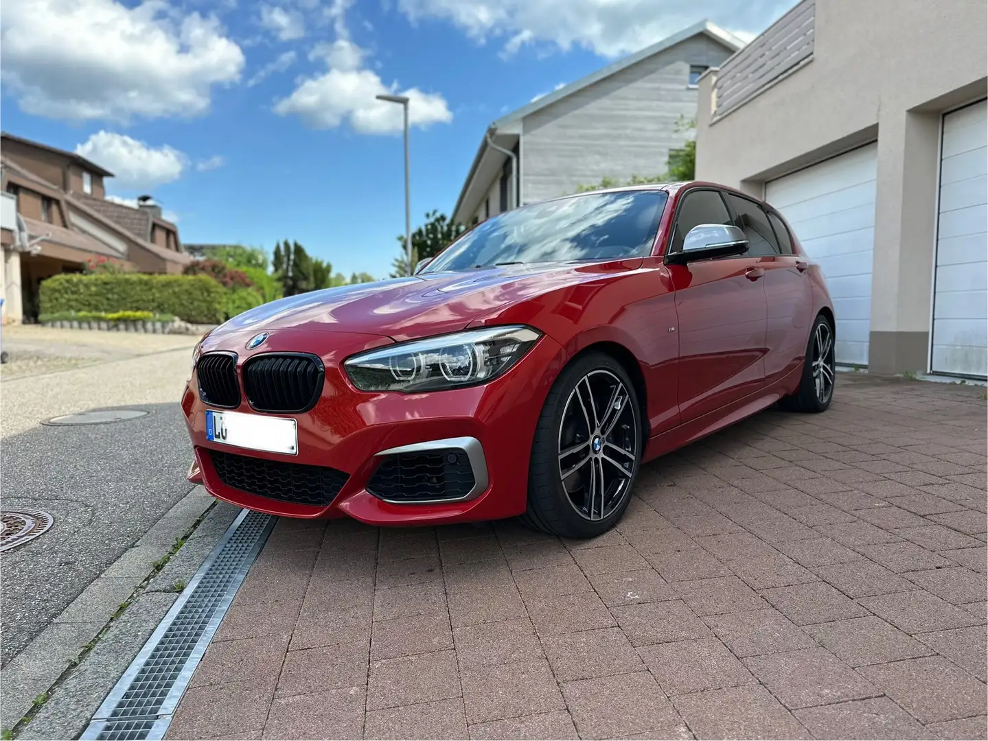 BMW 140 M140i xDrive Aut. - Melbourne Rot Červená - 1
