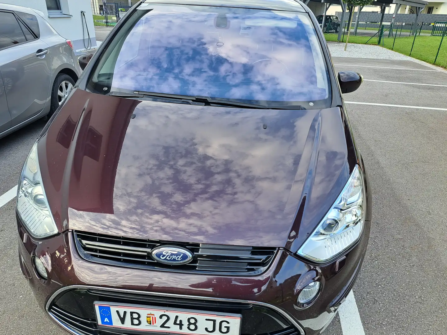 Ford S-Max S-MAX Titanium 2,2 TDCi DPF Aut. Titanium Violett - 1