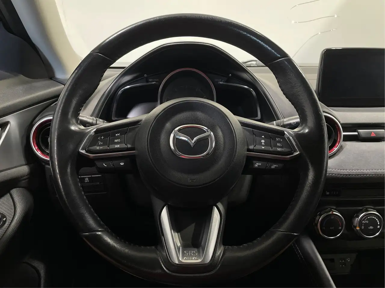 Mazda CX-3 снимка Mazda CX-3