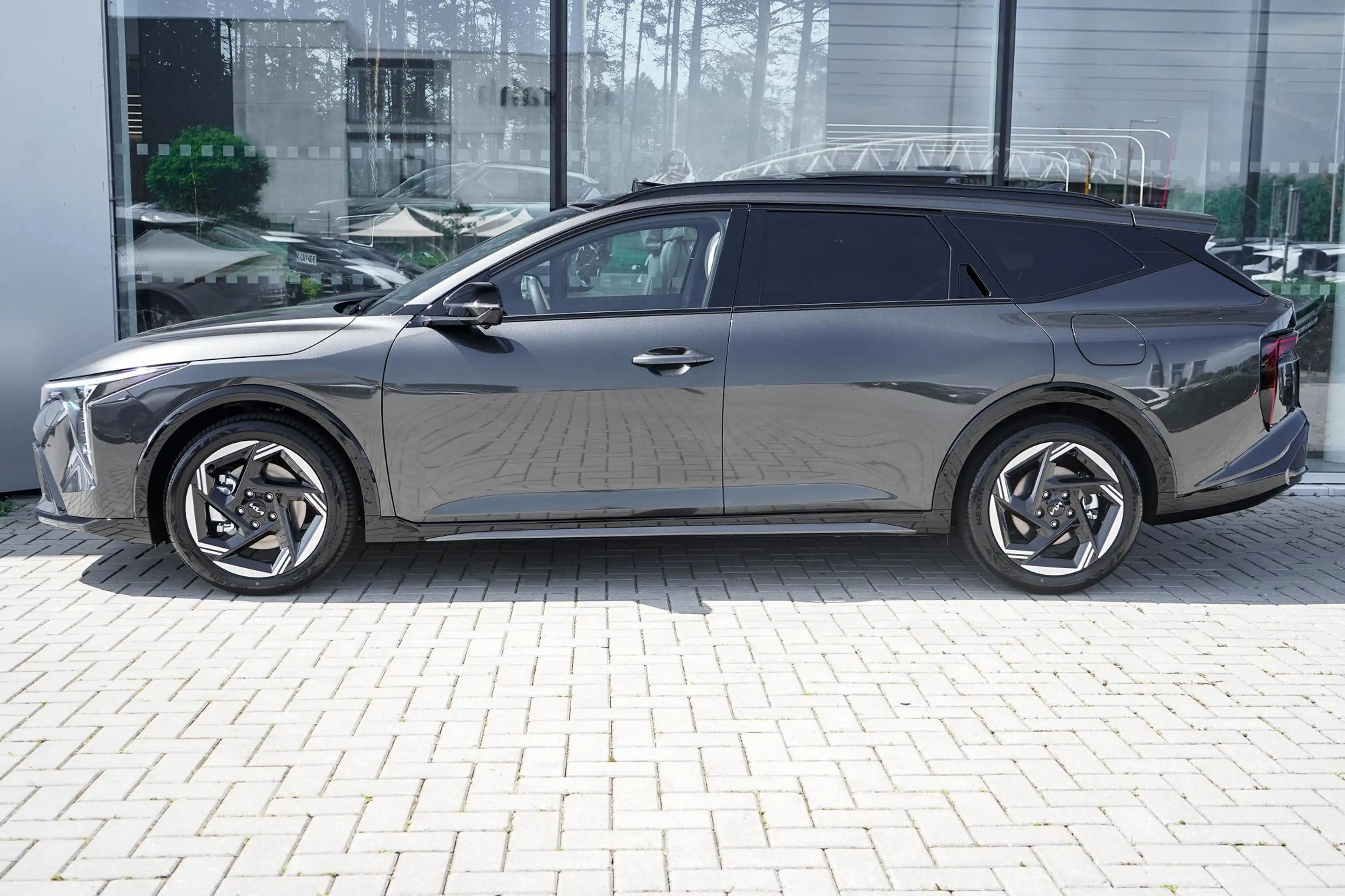 Kia K4 Sportswagon 1.0 Turbo MHEV GT-Line Launch Edition — photo 4