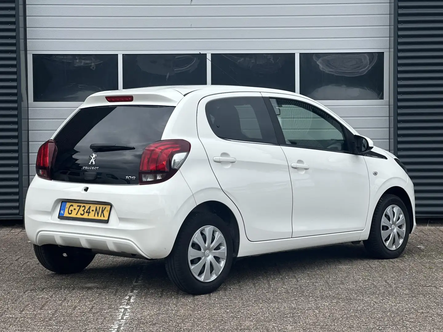 Peugeot 108 1.0 e-VTi Active | Airco | Privacy Glass | Telefoo Wit - 2