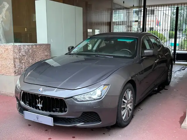 Maserati Ghibli 3.0L 410 cv SQ4