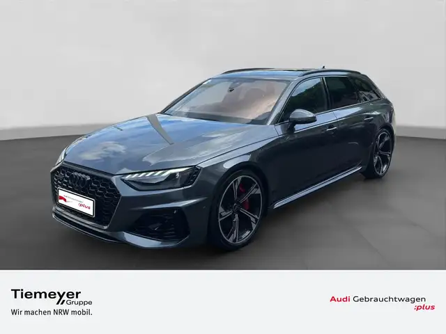 Audi RS4 Avant main image