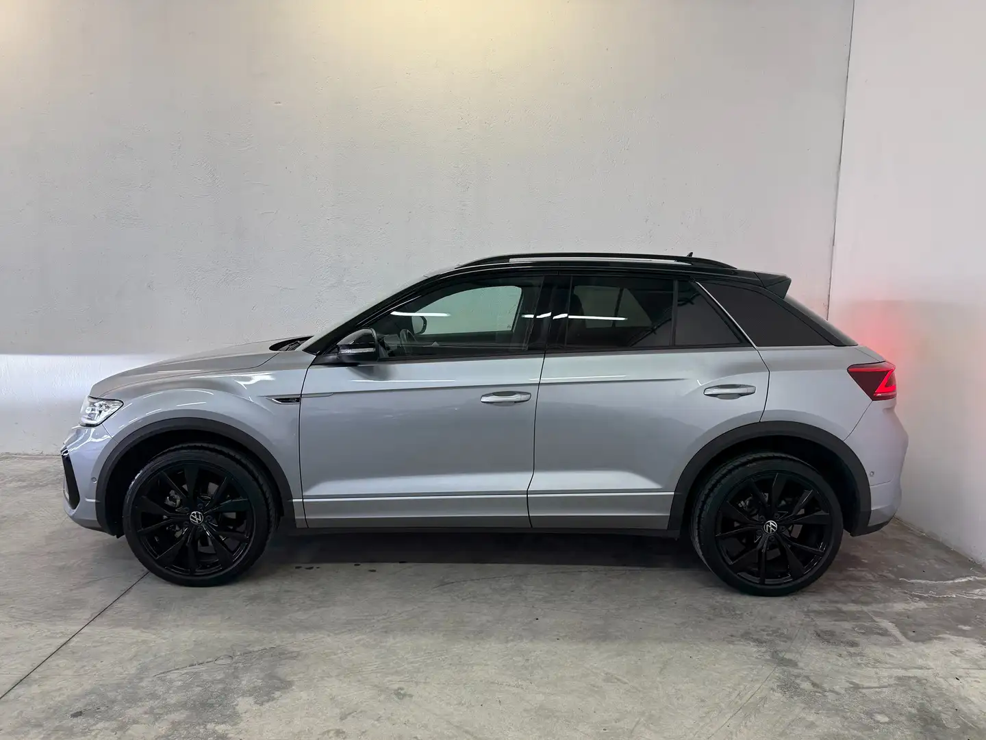 Volkswagen T-Roc 1.5 Tsi R-Line Dsg Matrix Tetto 19" Gris - 2