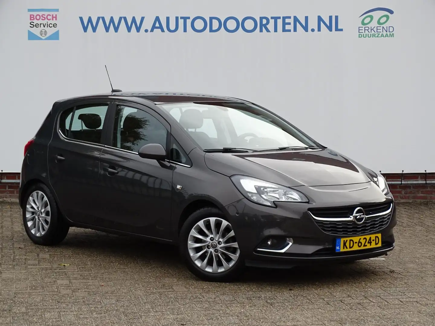 Opel Corsa 1.4 Innovation|Camera|1e eig.|Trekhaak Grijs - 1