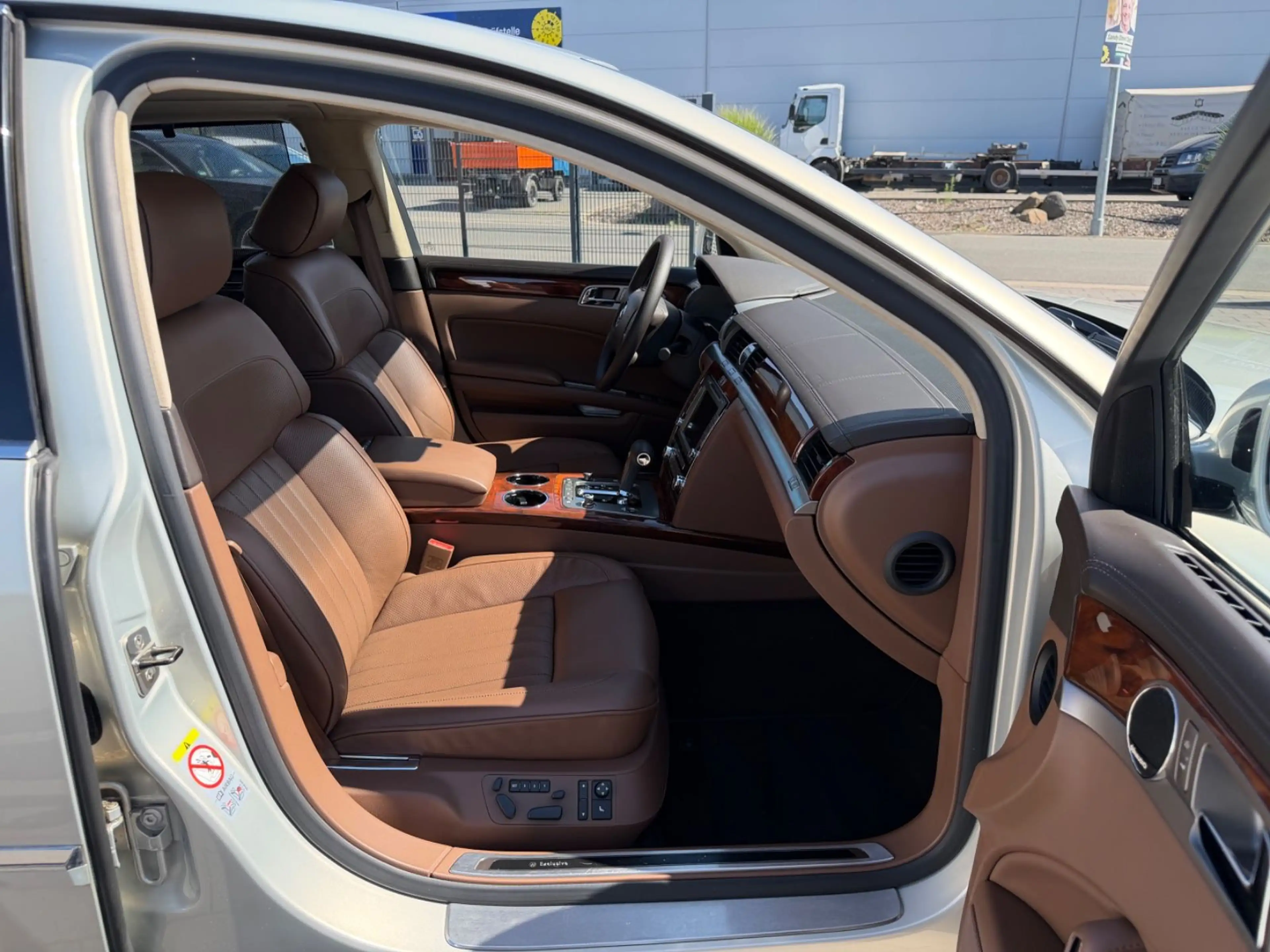 Volkswagen Phaeton 3.6 FSI 4Motion Exclusive*SOLAR*ACC*TOP* — photo 14