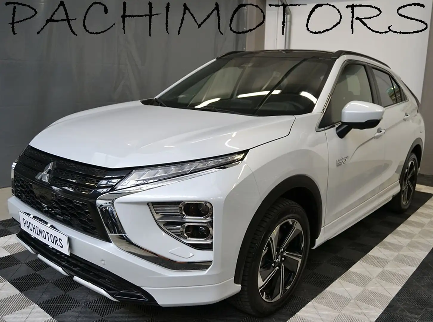 Mitsubishi Eclipse Cross 2.4 MIVEC 4WD PHEV Diamond SDA Km 11.000 Iva Esp** Bianco - 1