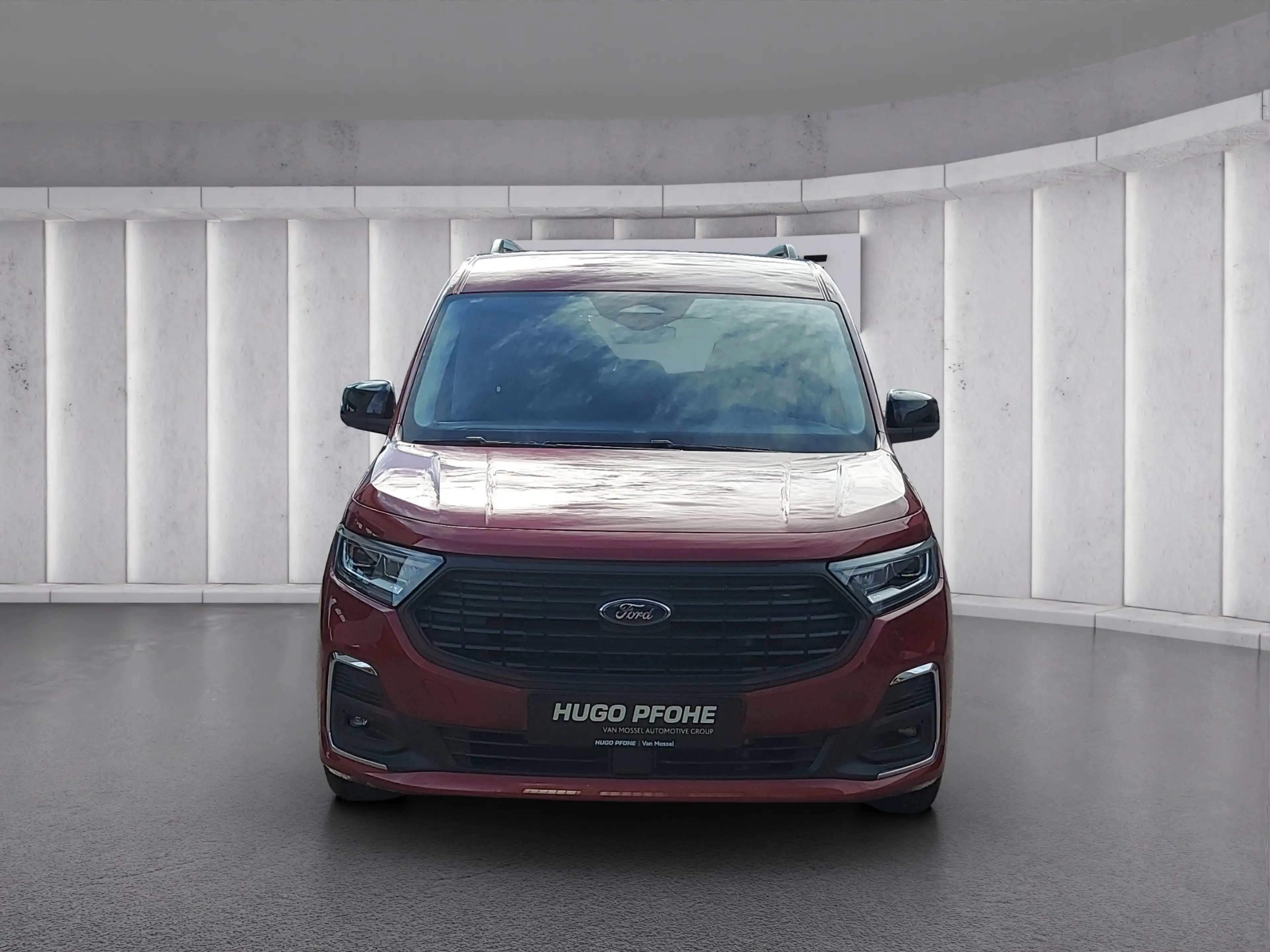 Ford Grand Tourneo Connect L2 Titanium 2.0 EcoBlue 90kW Automatik Hot — photo 8