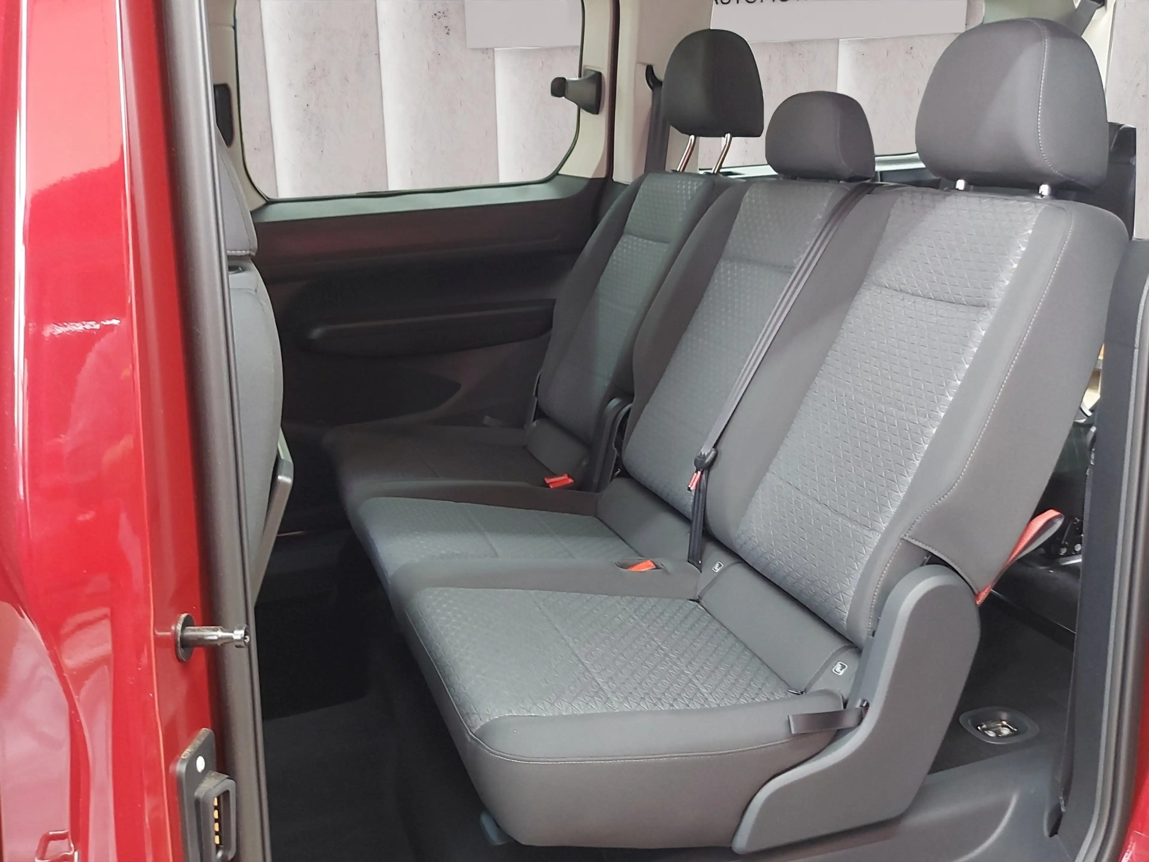 Ford Grand Tourneo Connect L2 Titanium 2.0 EcoBlue 90kW Automatik Hot — photo 11
