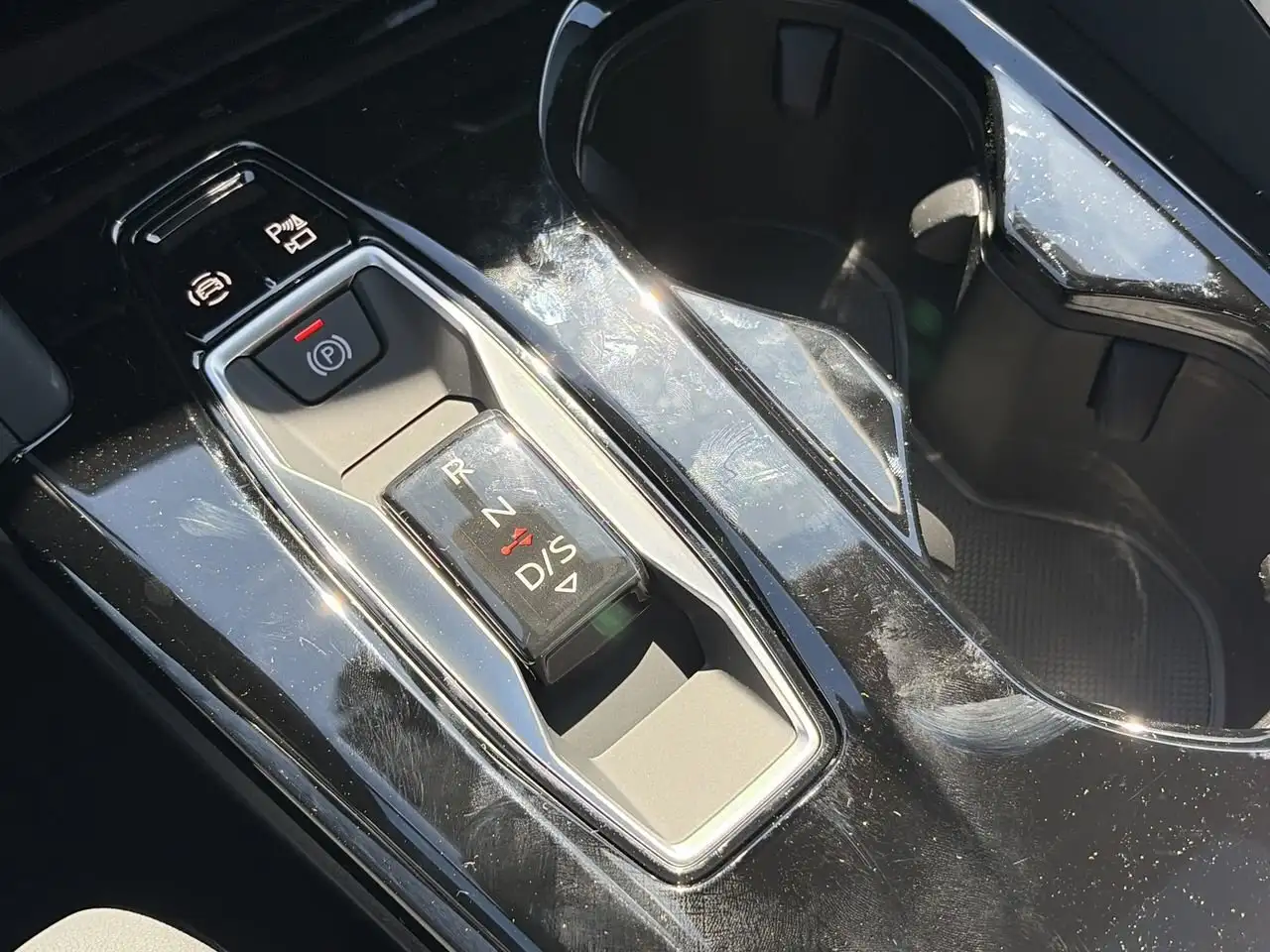 Audi Q5 снимка Audi Q5
