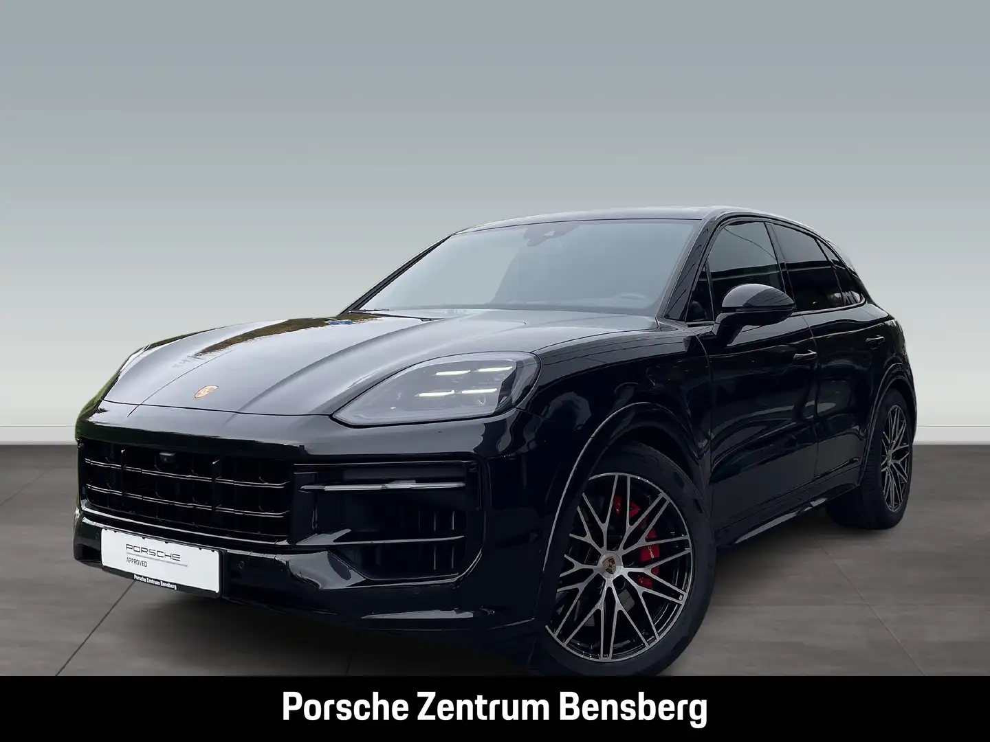 Porsche Cayenne GTS Schwarz - 1