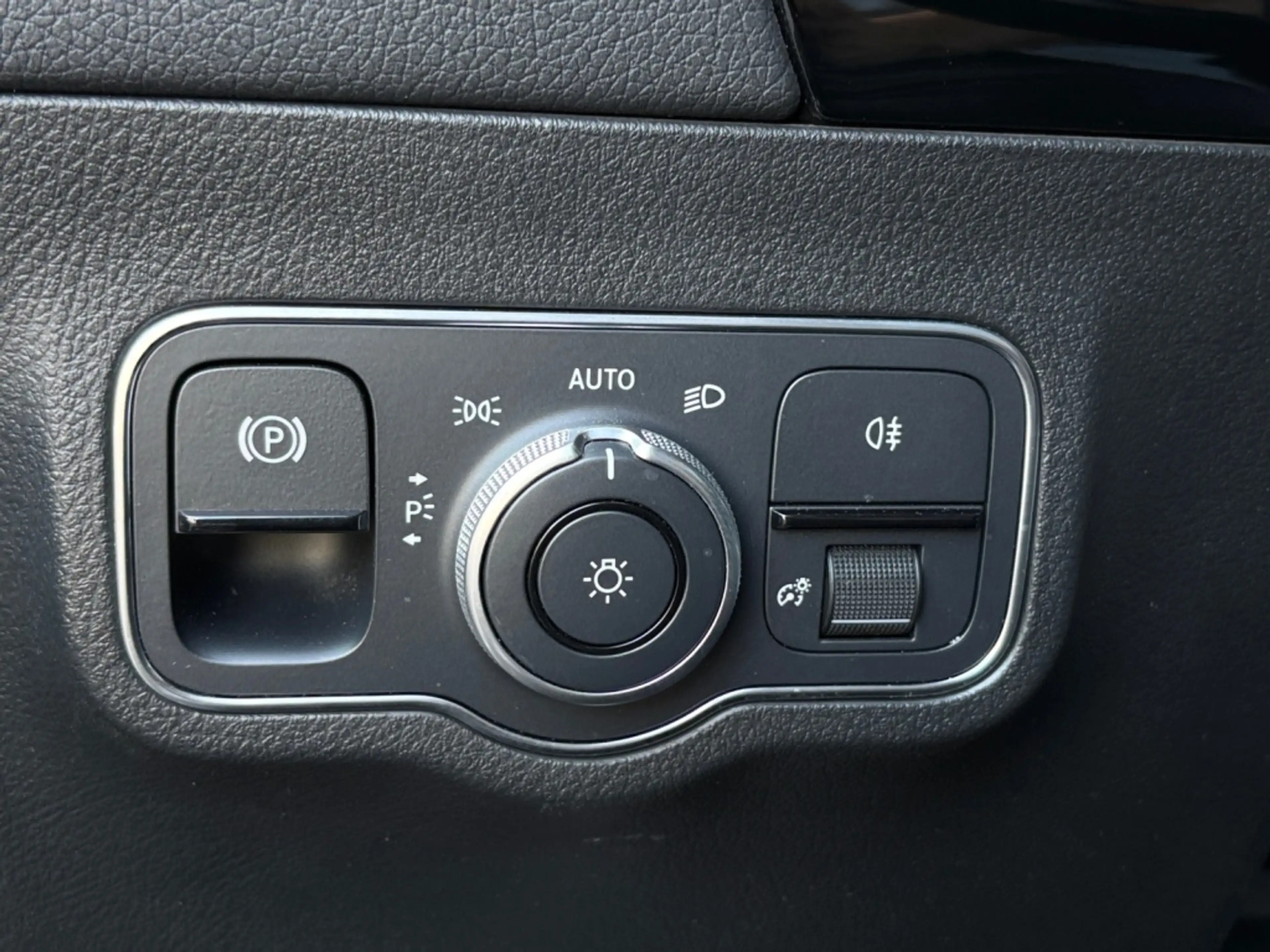 Mercedes-Benz B 250 e PROGRESSIVE|AMBIENTE|MBUX|SHZ|TEMP|KAM — photo 15