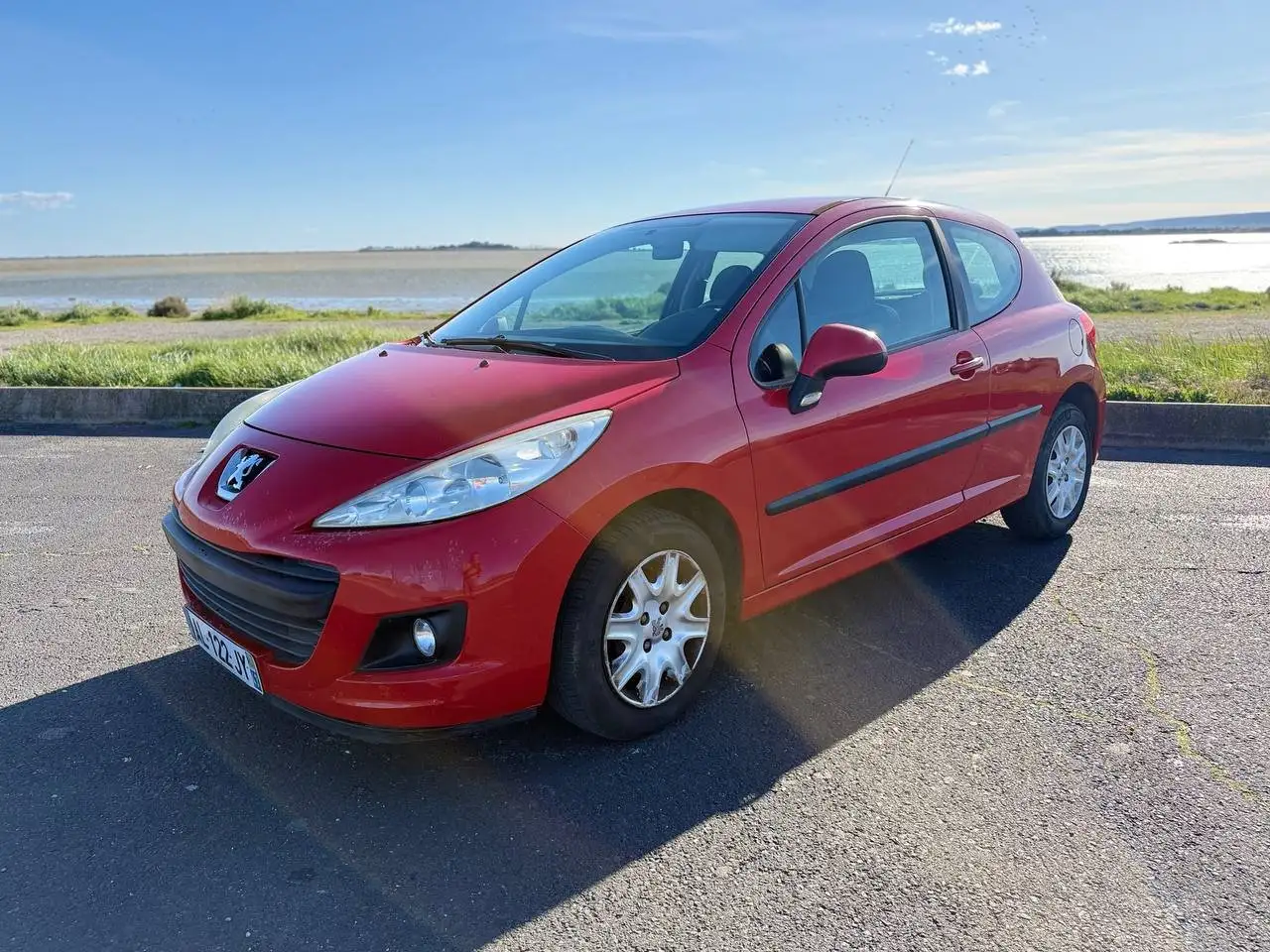 Peugeot 207 1.4e 75ch Active