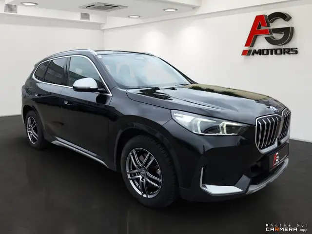 BMW X1 view 3