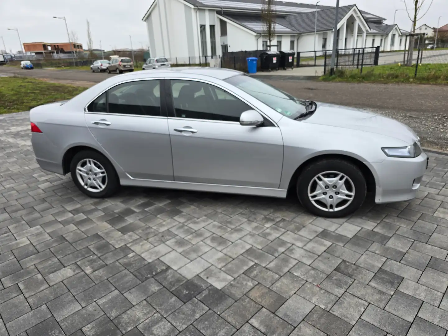 Honda Accord 2.0 Comfort Grau - 2
