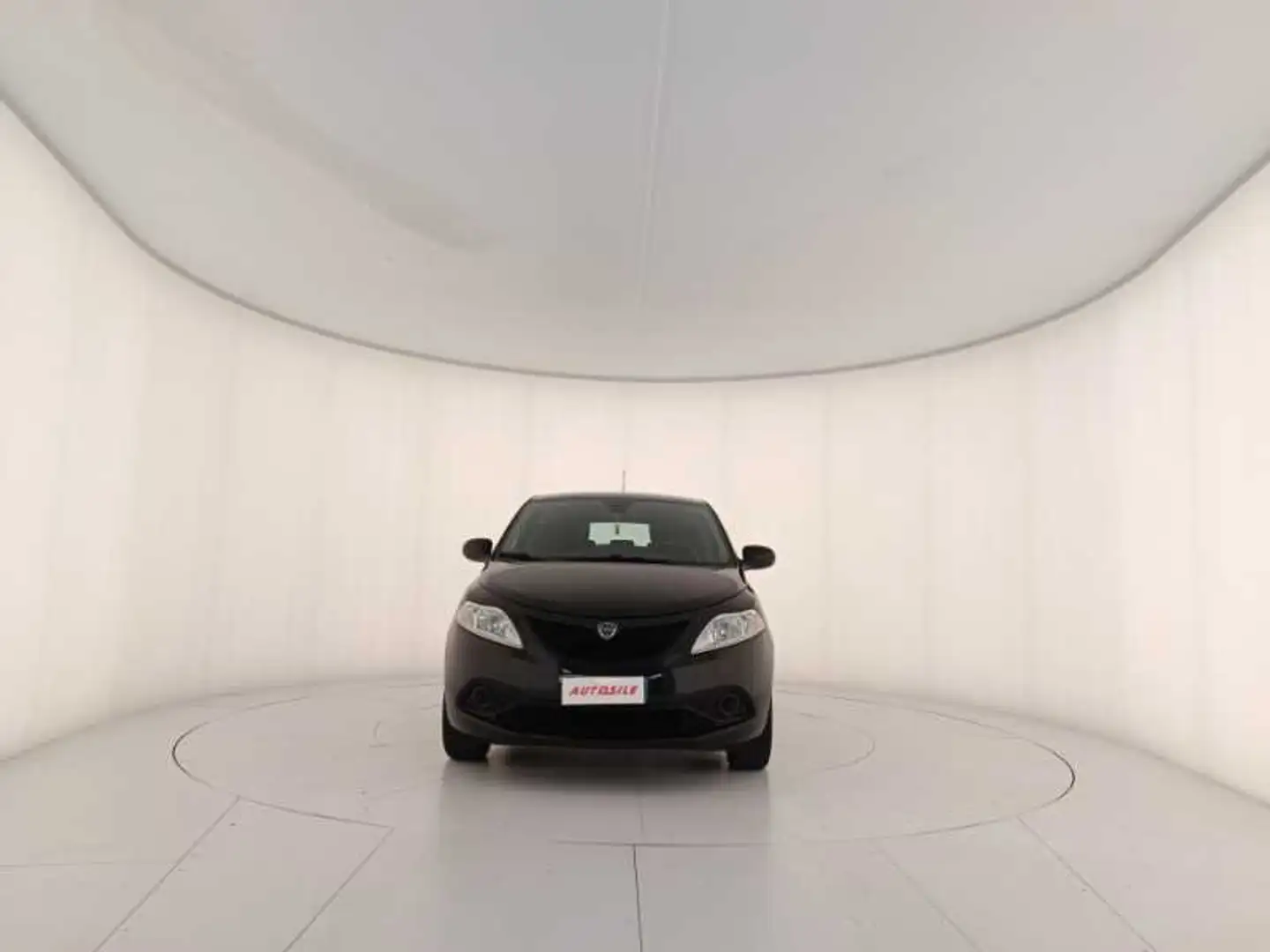 Lancia Ypsilon III 2015 1.2 Gold 69cv my18 Nero - 2