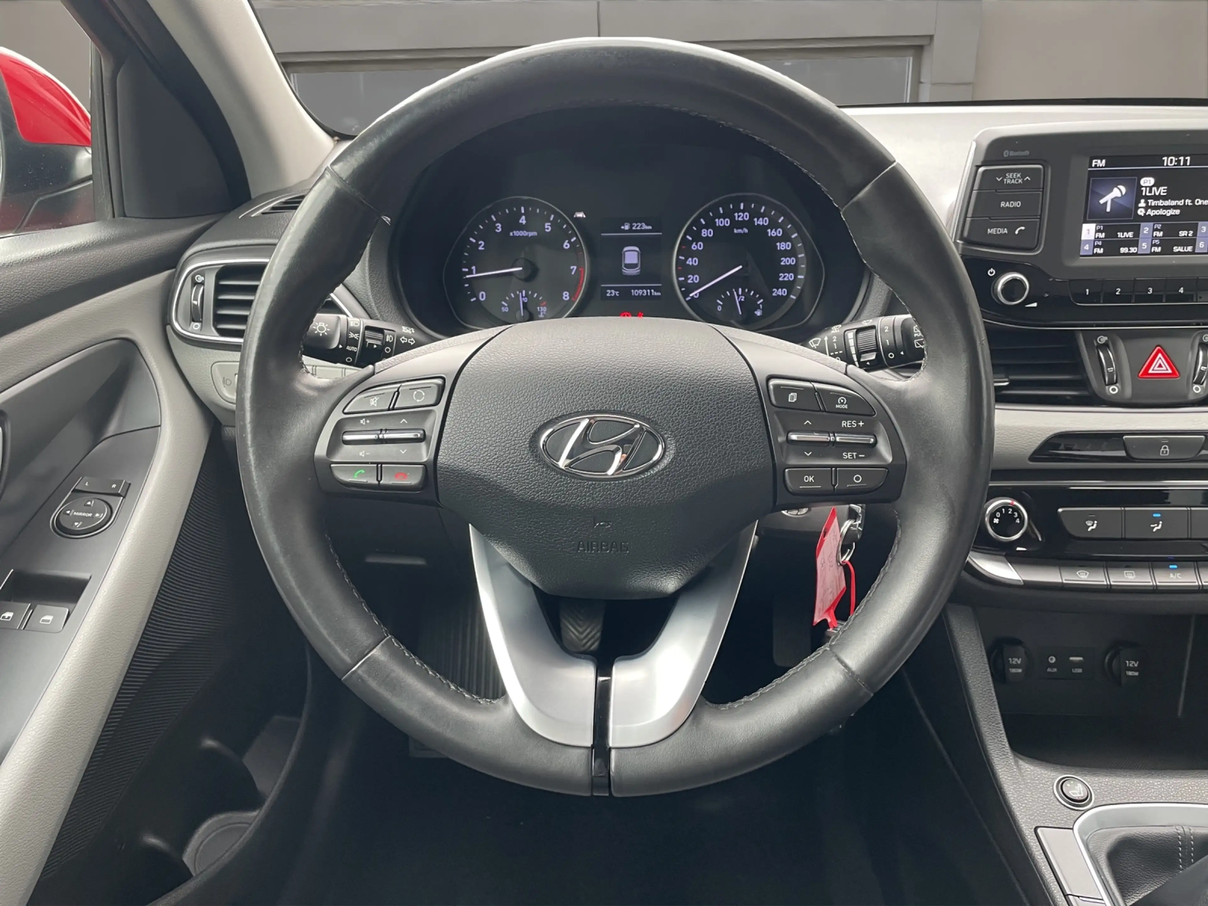 Hyundai i30 1.4 Select SITZH BT KLIMA RADIO — photo 9