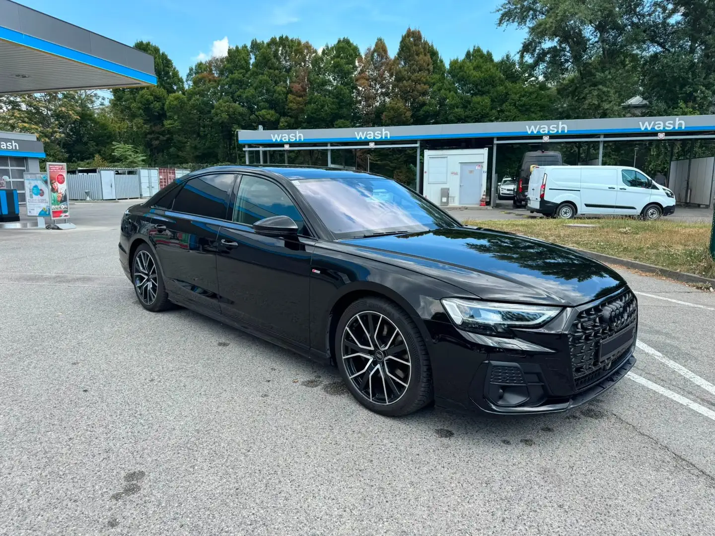 Audi A8 50 TDI L quattro Schwarz - 2