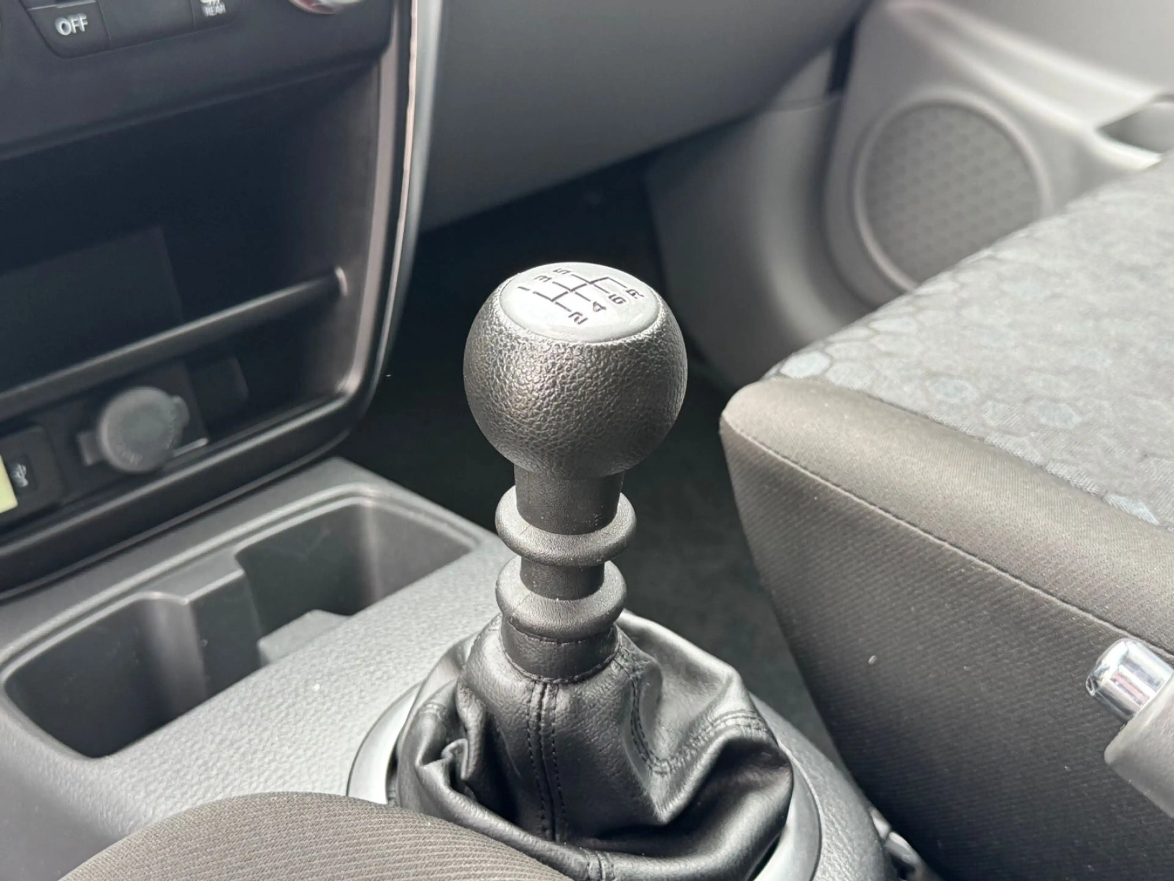 Suzuki SX4 Style *Navi*Klima*2te Hand*Top Zustand* — photo 17