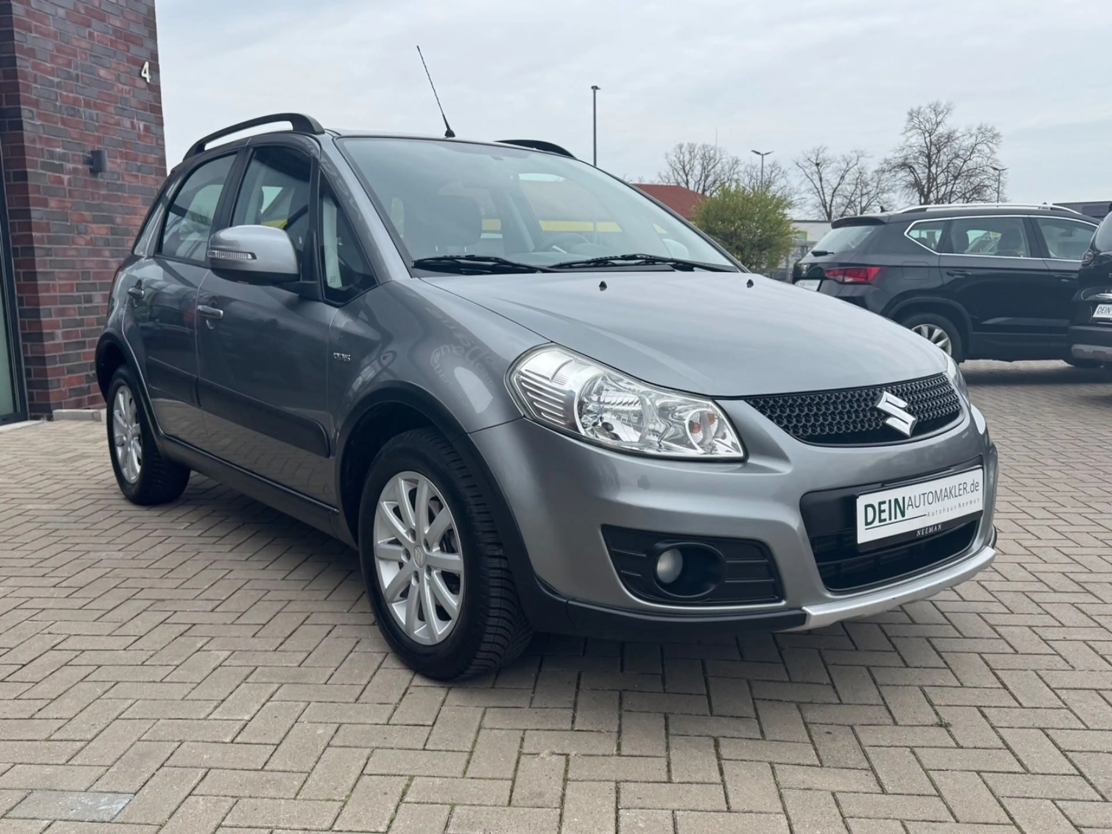 Suzuki SX4 Style *Navi*Klima*2te Hand*Top Zustand* — photo 7