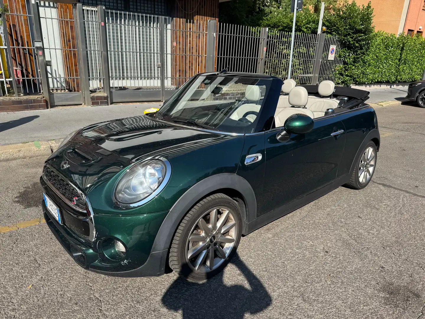 MINI Cooper S Cabrio Mini IV F57 2016 Cabrio 2.0 Boost auto Vert - 2