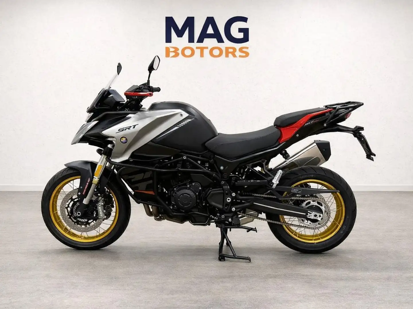 QJ Motor SRT 900 SX "Aziendale" Rojo - 1