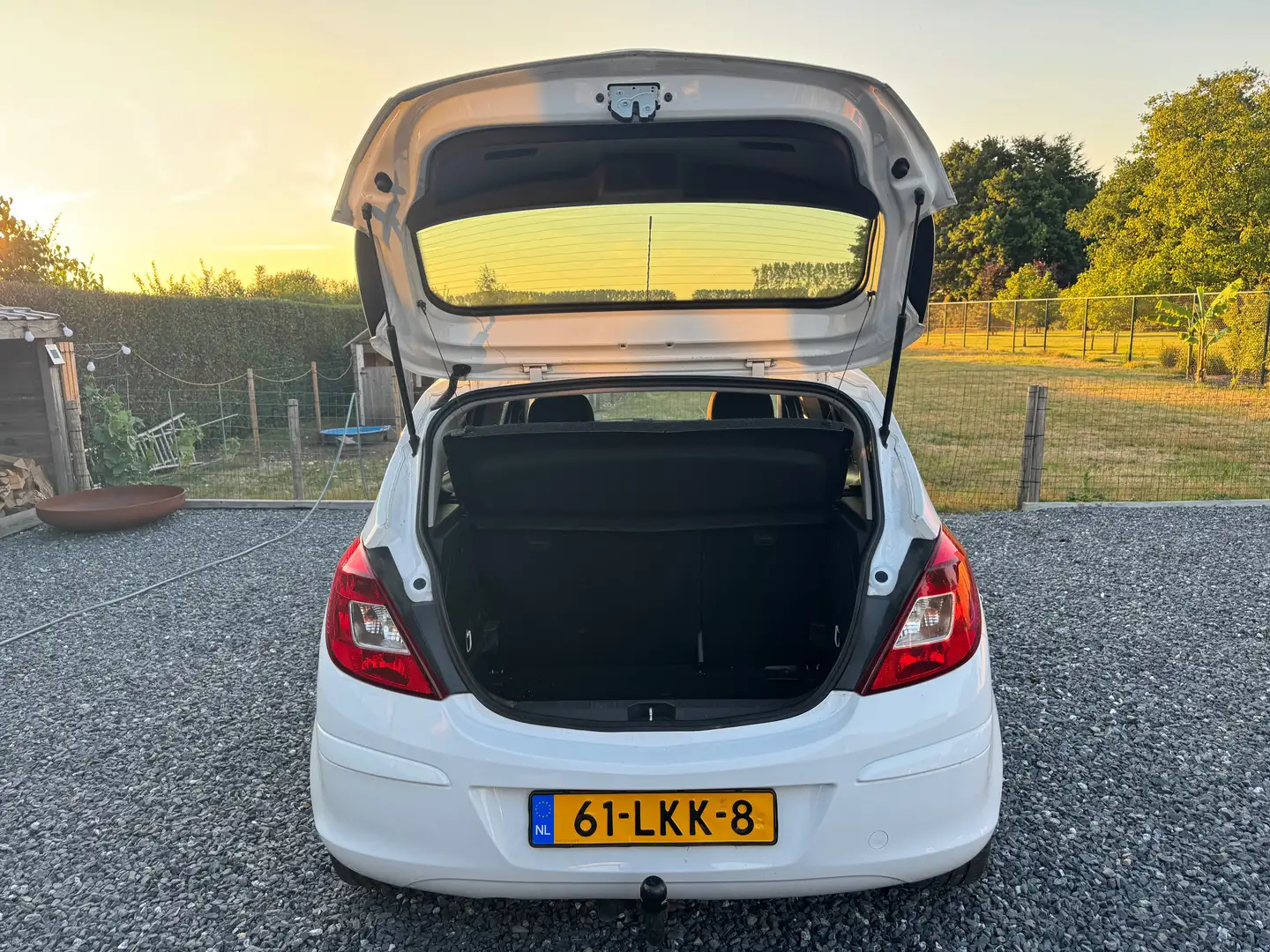 Opel Corsa Corsa 1.2-16V 111 Edition Wit - 2