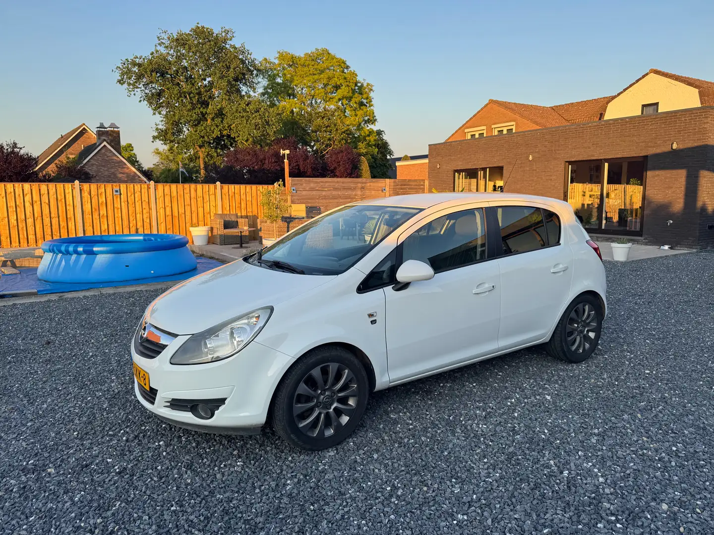 Opel Corsa Corsa 1.2-16V 111 Edition Wit - 1