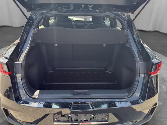 Lexus LBX view 5