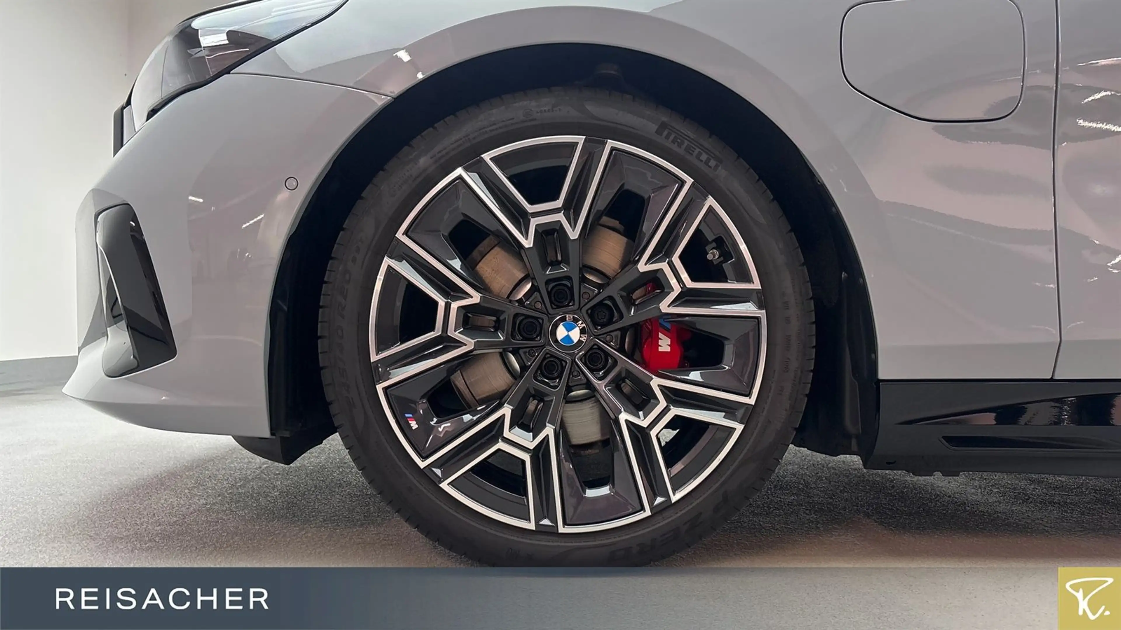 BMW 530 eA Tou M-Sport PRO Pano AHK DAProf HUD RFK — photo 3