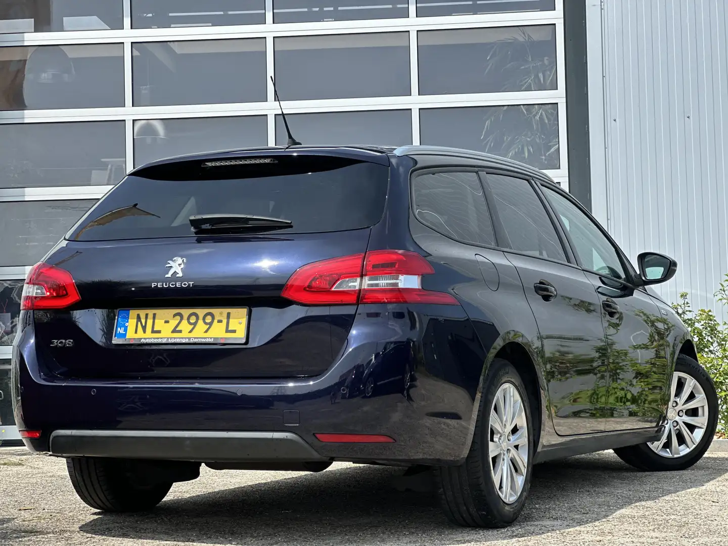 Peugeot 308 SW 1.2 PureTech Style 110PK | Nieuwe distributieri Bleu - 2