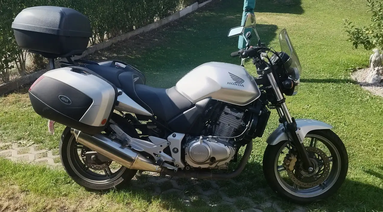 Honda CBF 500