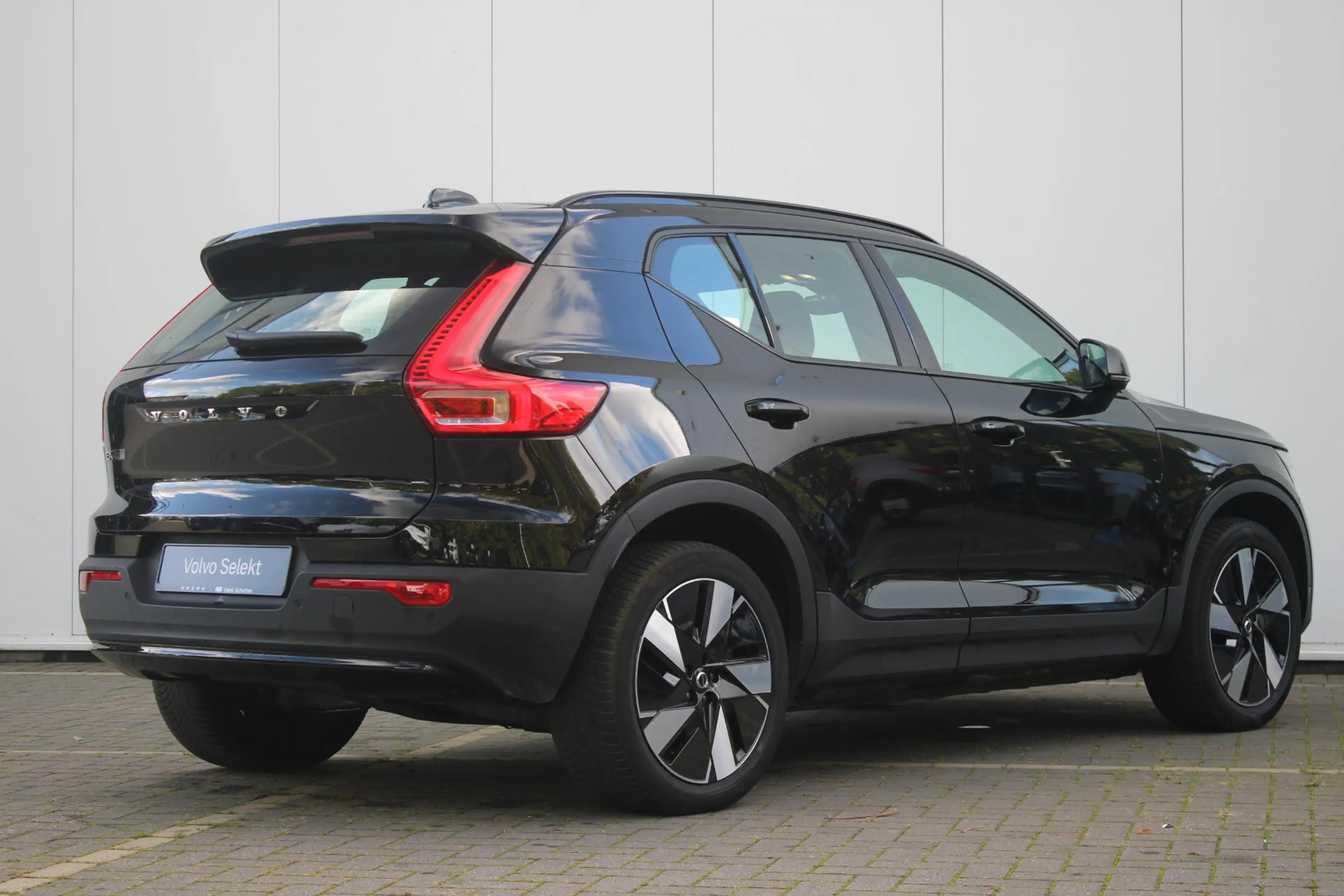 Volvo EX40 Single Motor Extended Range Plus 82 kWh | Trekhaak — photo 2