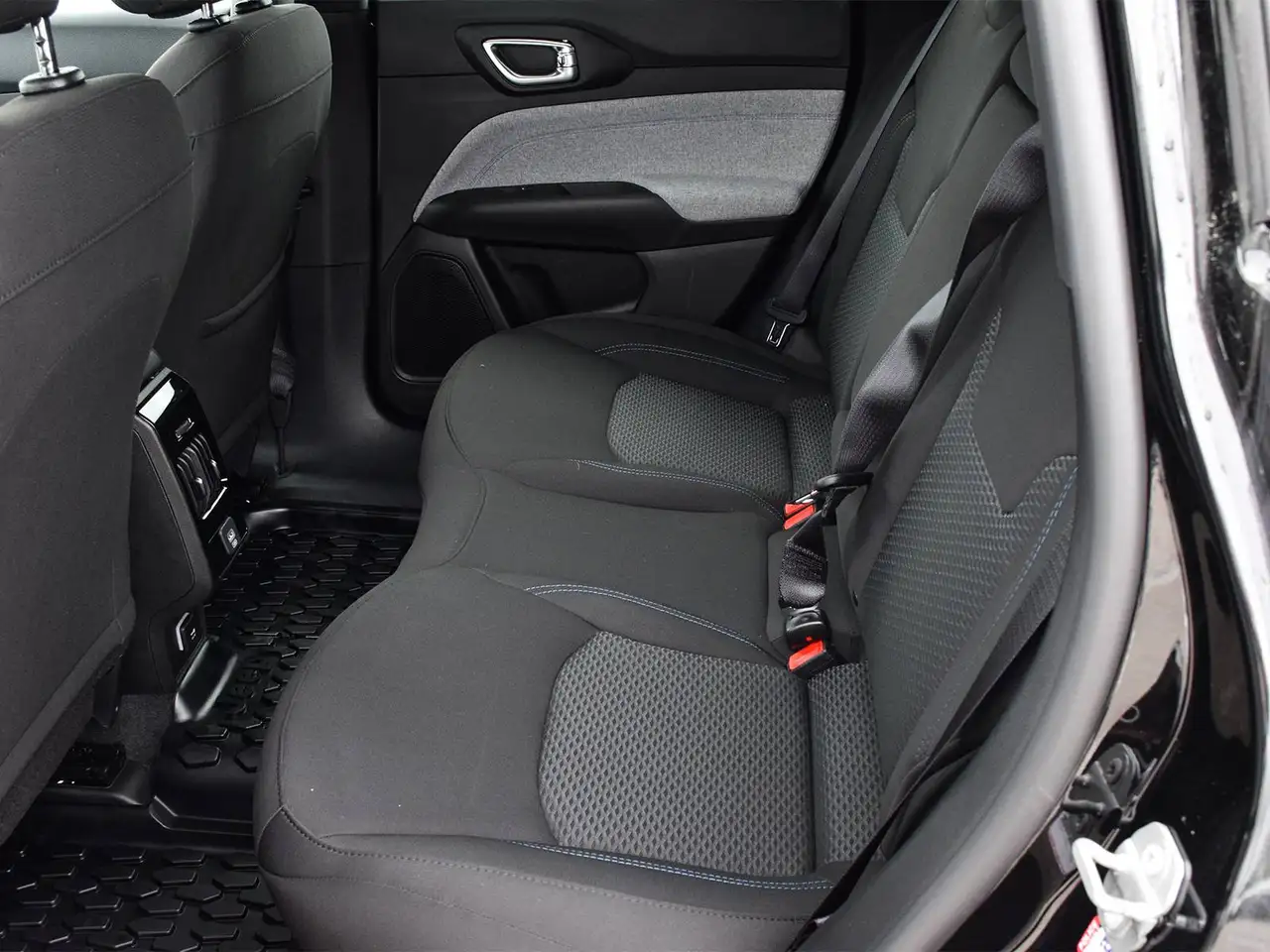 Jeep Compass снимка Jeep Compass