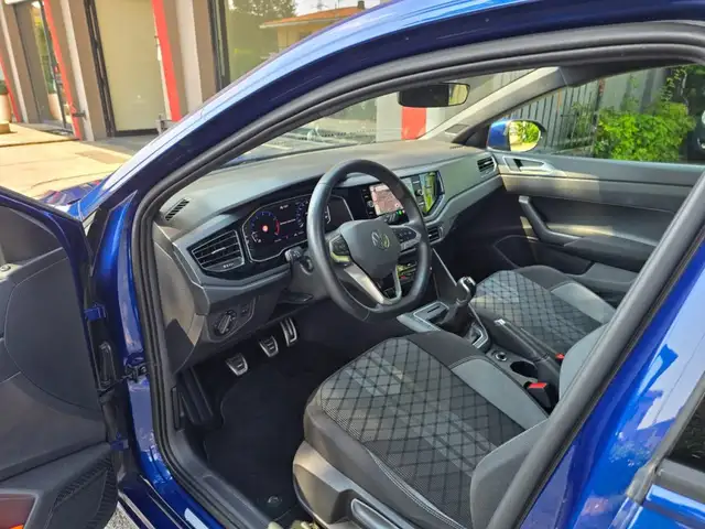 Volkswagen Taigo view 3