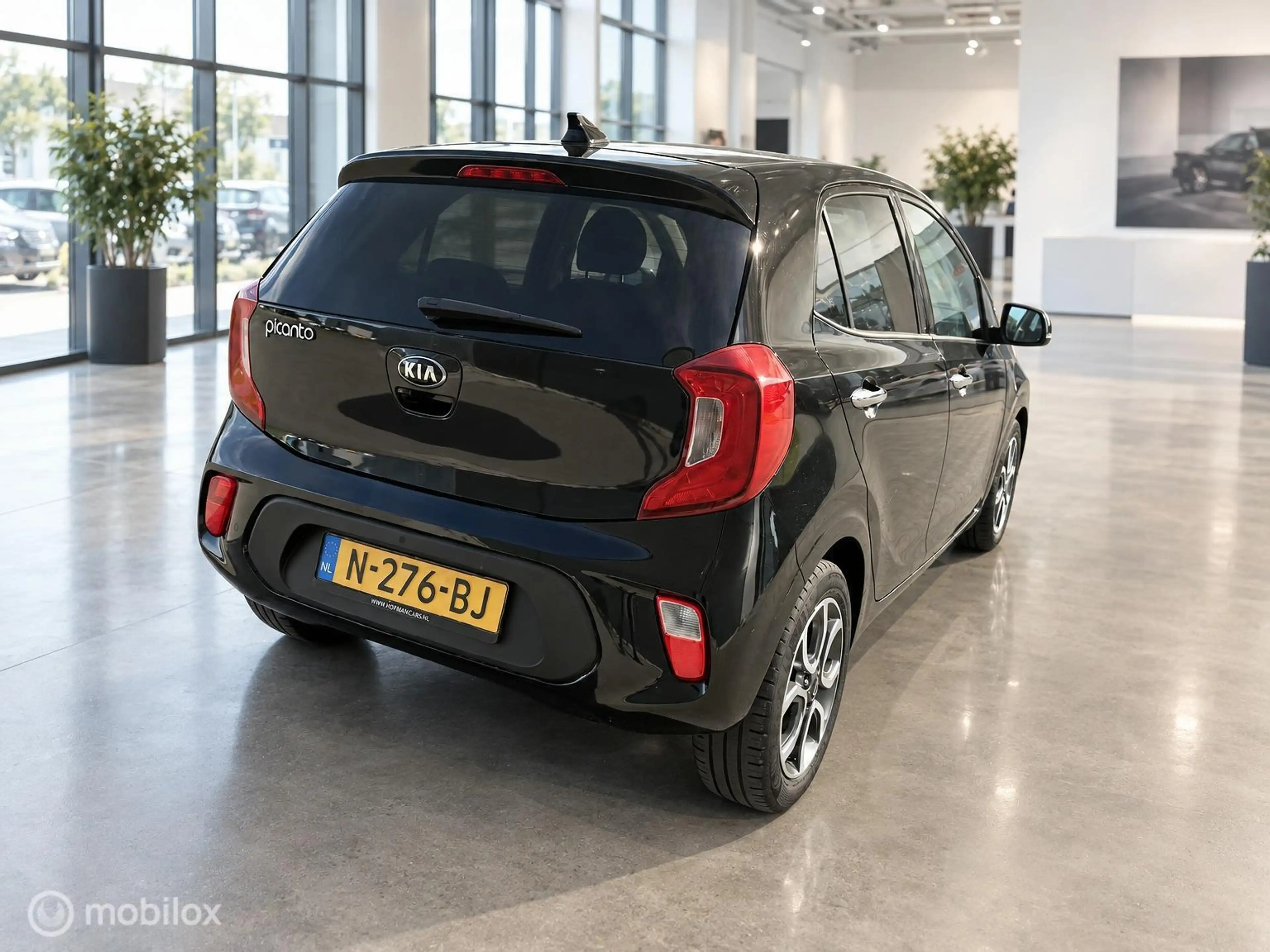 Kia Picanto 1.0 DPi DynamicPlusLine | Camera | Keyless | Clima — photo 8