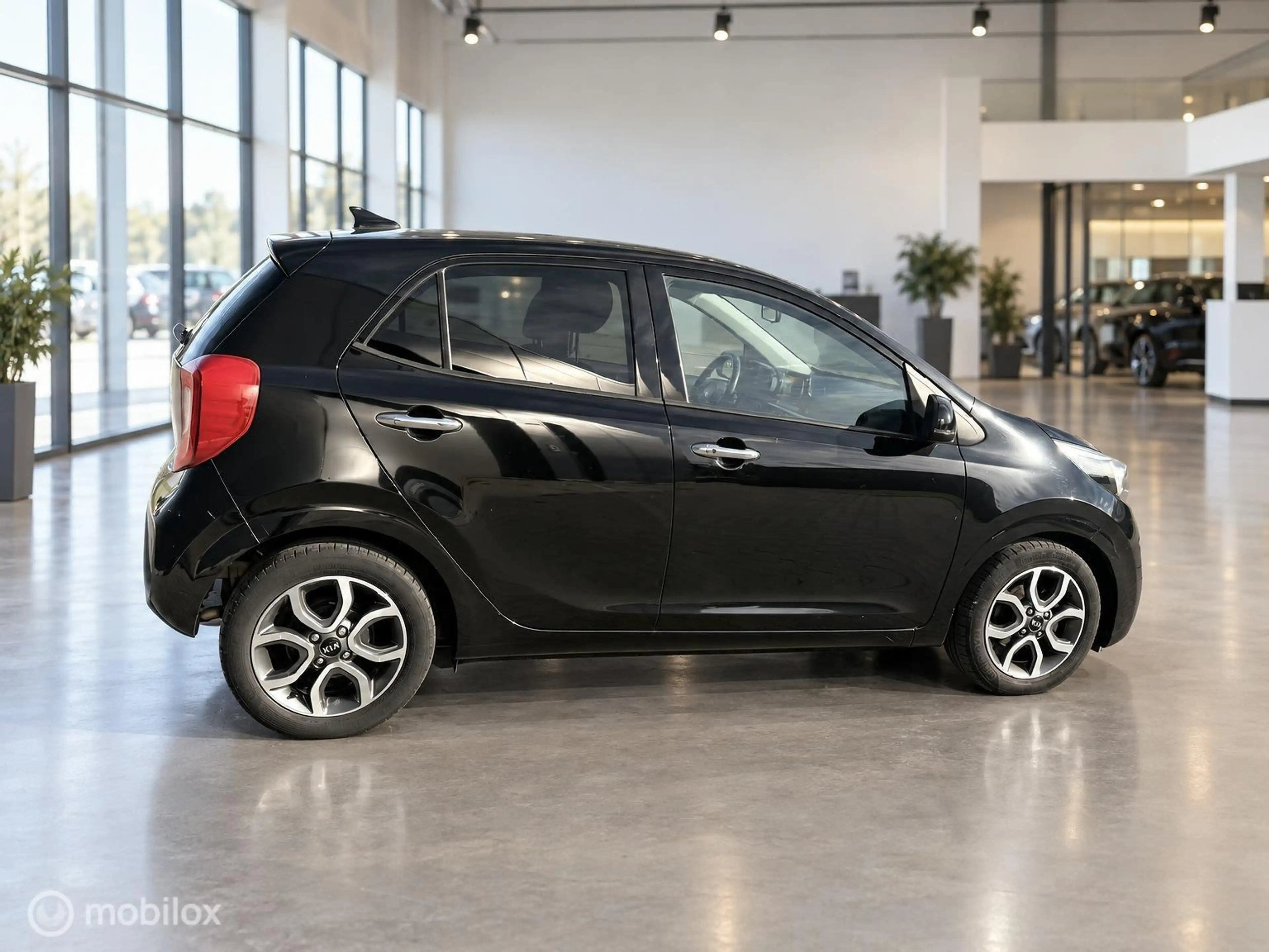 Kia Picanto 1.0 DPi DynamicPlusLine | Camera | Keyless | Clima — photo 10