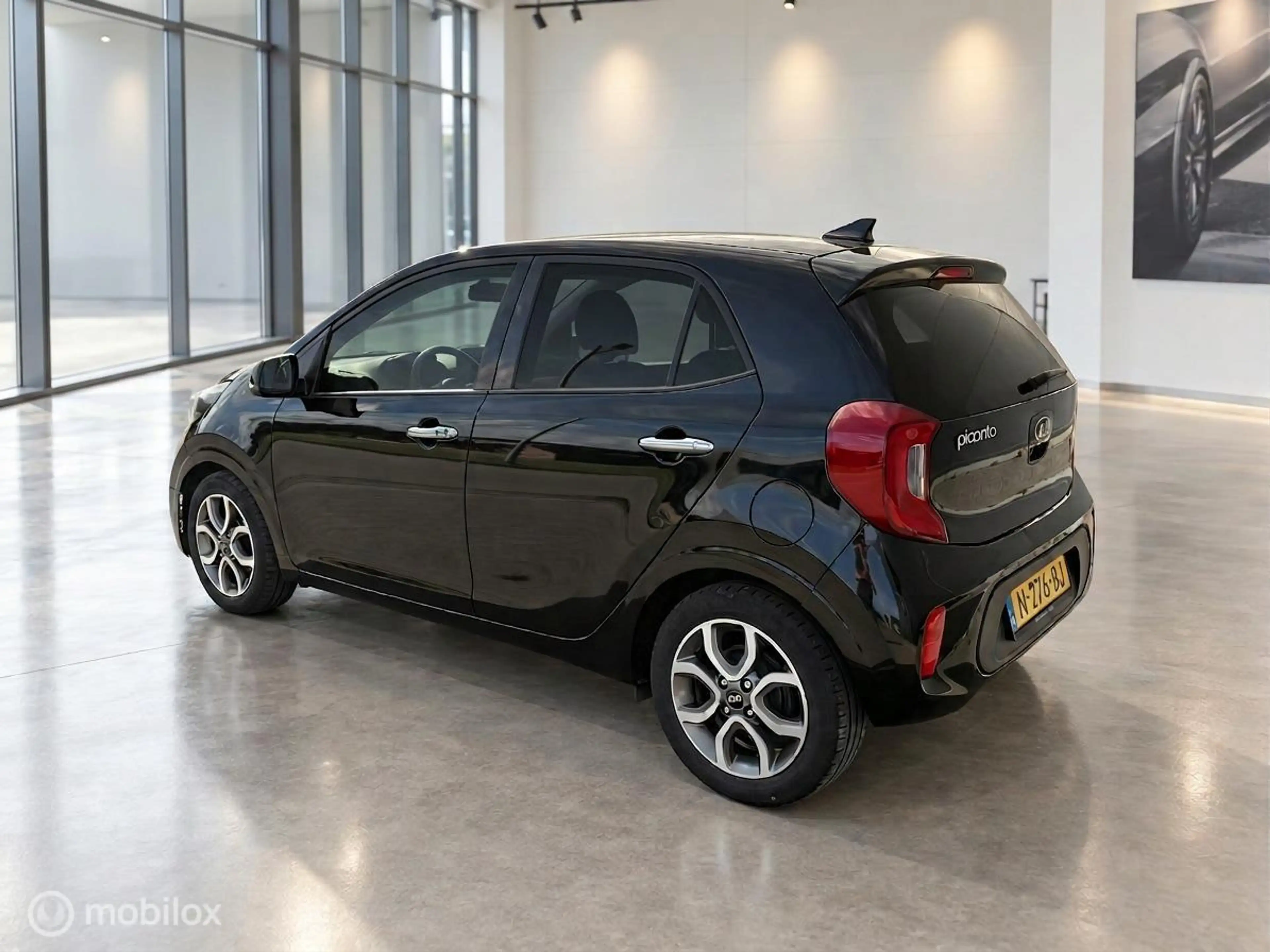 Kia Picanto 1.0 DPi DynamicPlusLine | Camera | Keyless | Clima — photo 5